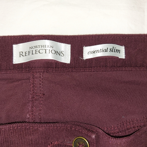 Northern Reflections Essential Slim Corduroy Pants Petite Plus Size - Picture 4 of 5